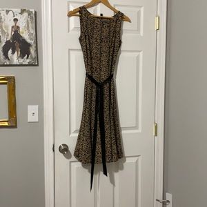 Leopard print, casual dress, size small. No smoke, no pet closet.